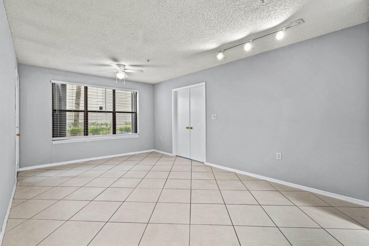 2305 N Congress Avenue, Unit 18, Boynton Beach, FL 33426 Photo