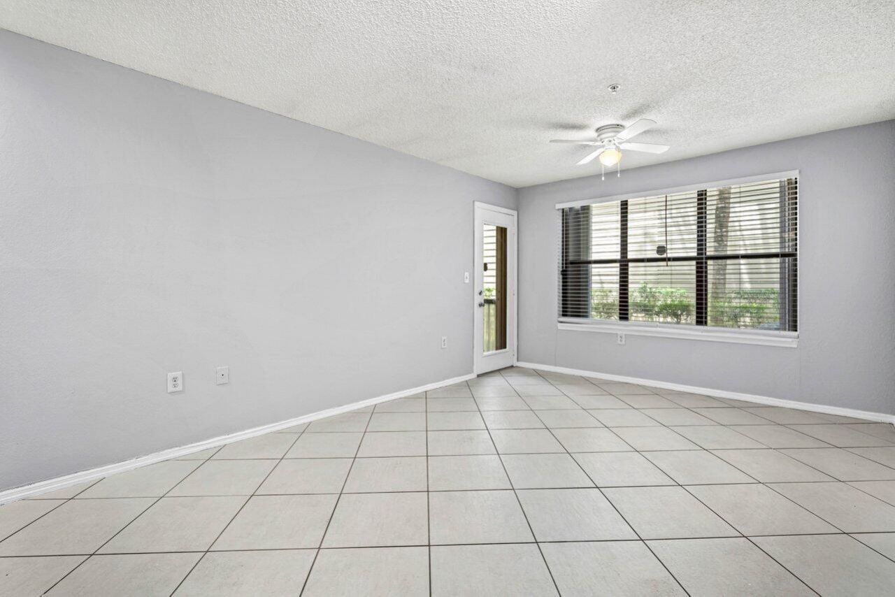 2305 N Congress Avenue, Unit 18, Boynton Beach, FL 33426 Photo