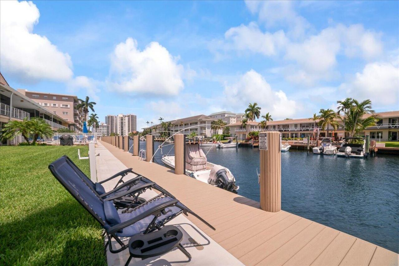 2864 NE 33rd Court, Unit 205, Fort Lauderdale, FL 33306 Photo