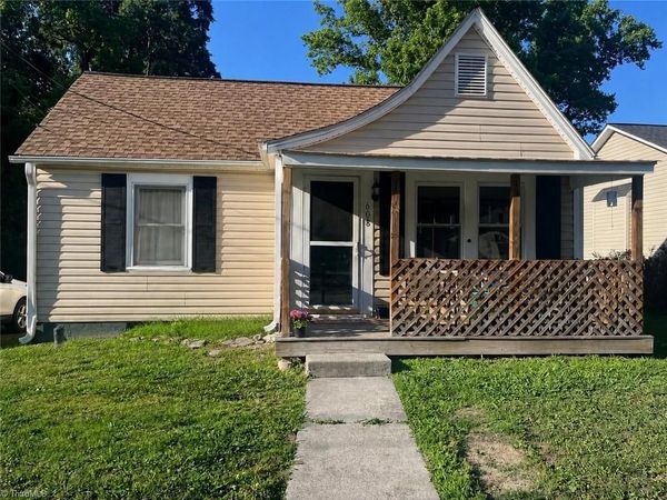 608 Unity Street , Thomasville, NC 27360