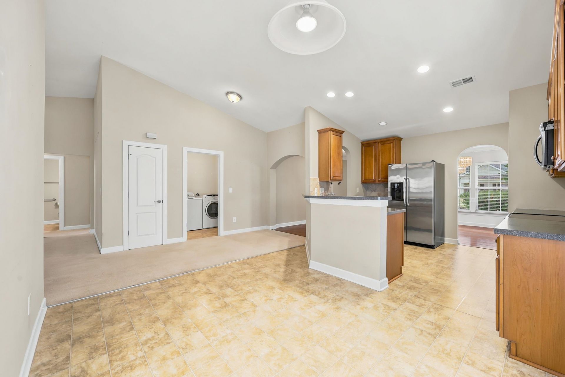 669 Twinflower St.  Photo 13