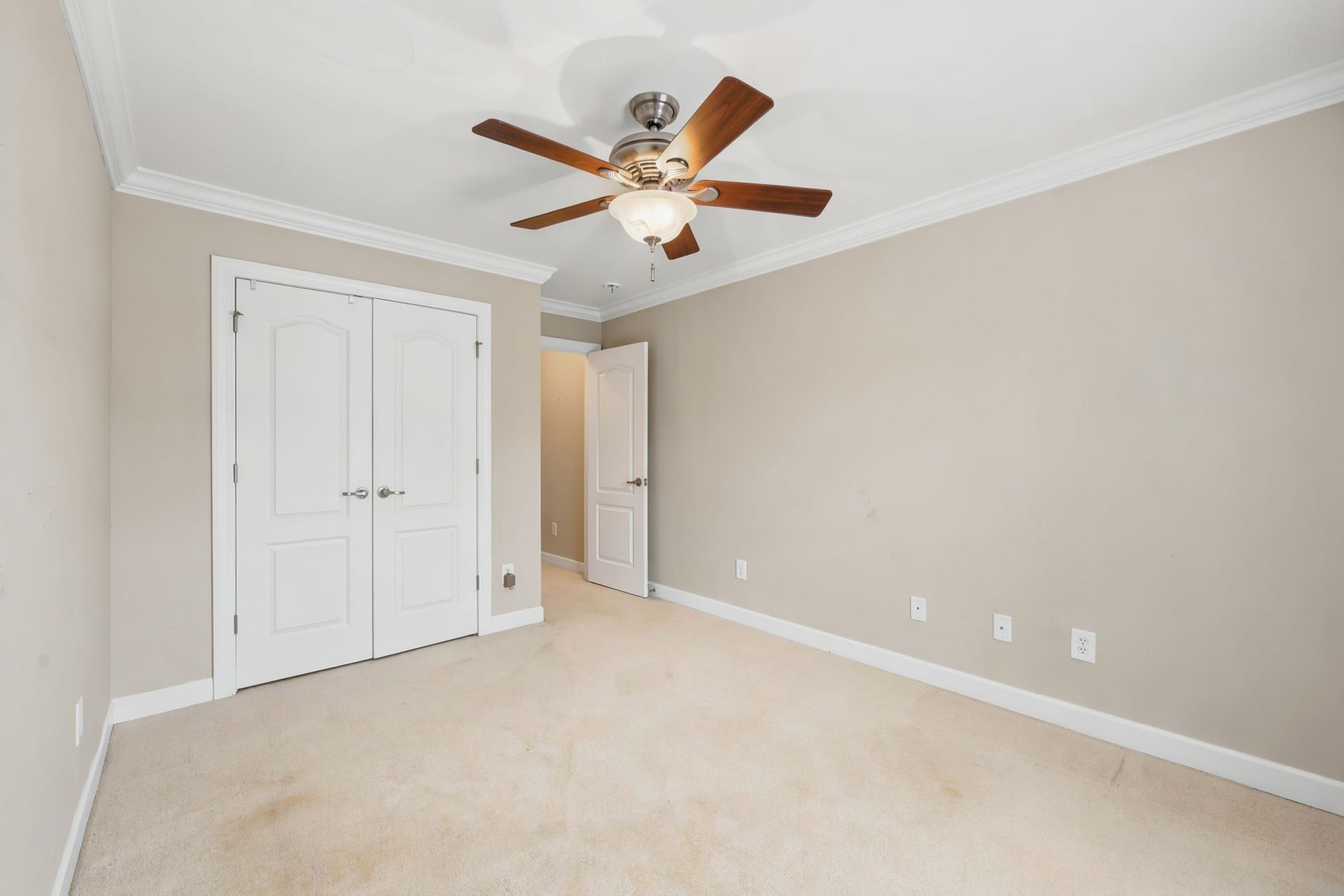 669 Twinflower St.  Photo 23