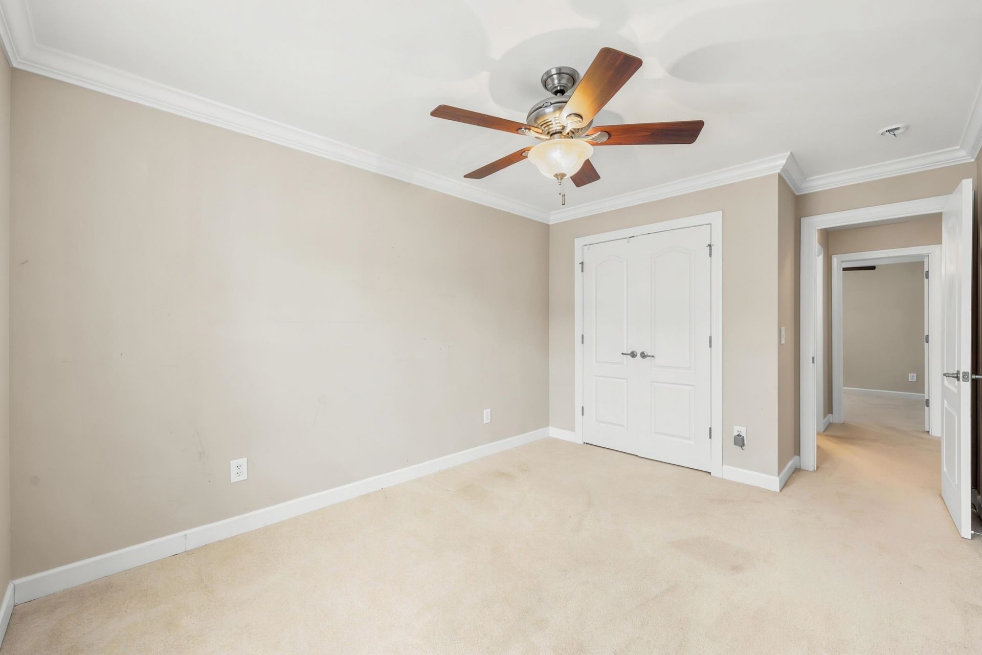 669 Twinflower St.  Photo 24
