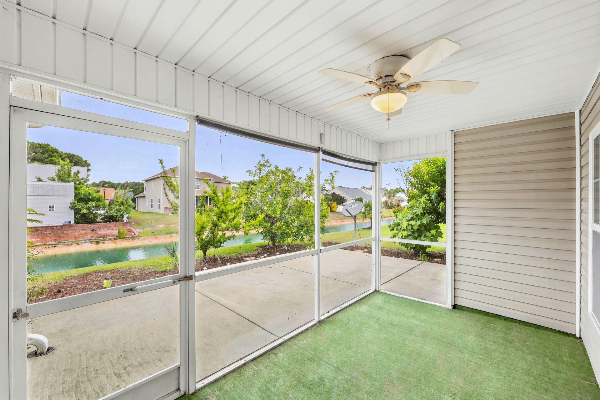 669 Twinflower St.  Photo 35