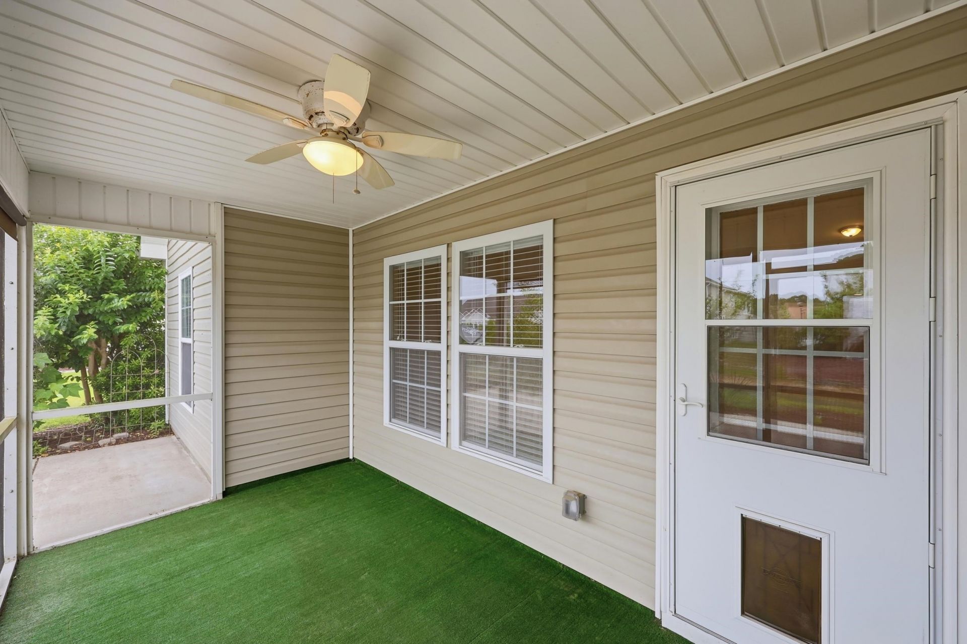 669 Twinflower St.  Photo 36