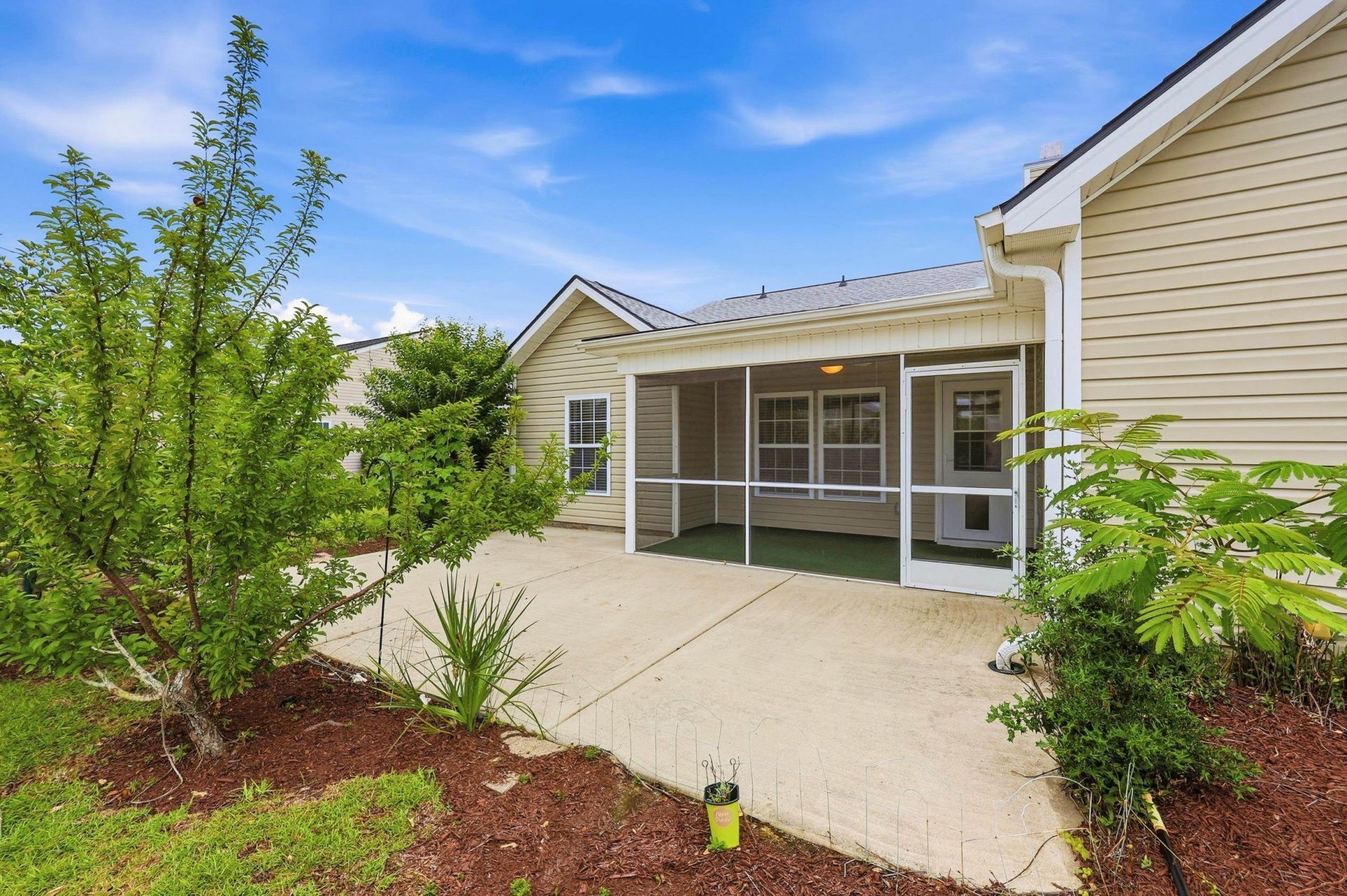 669 Twinflower St.  Photo 40