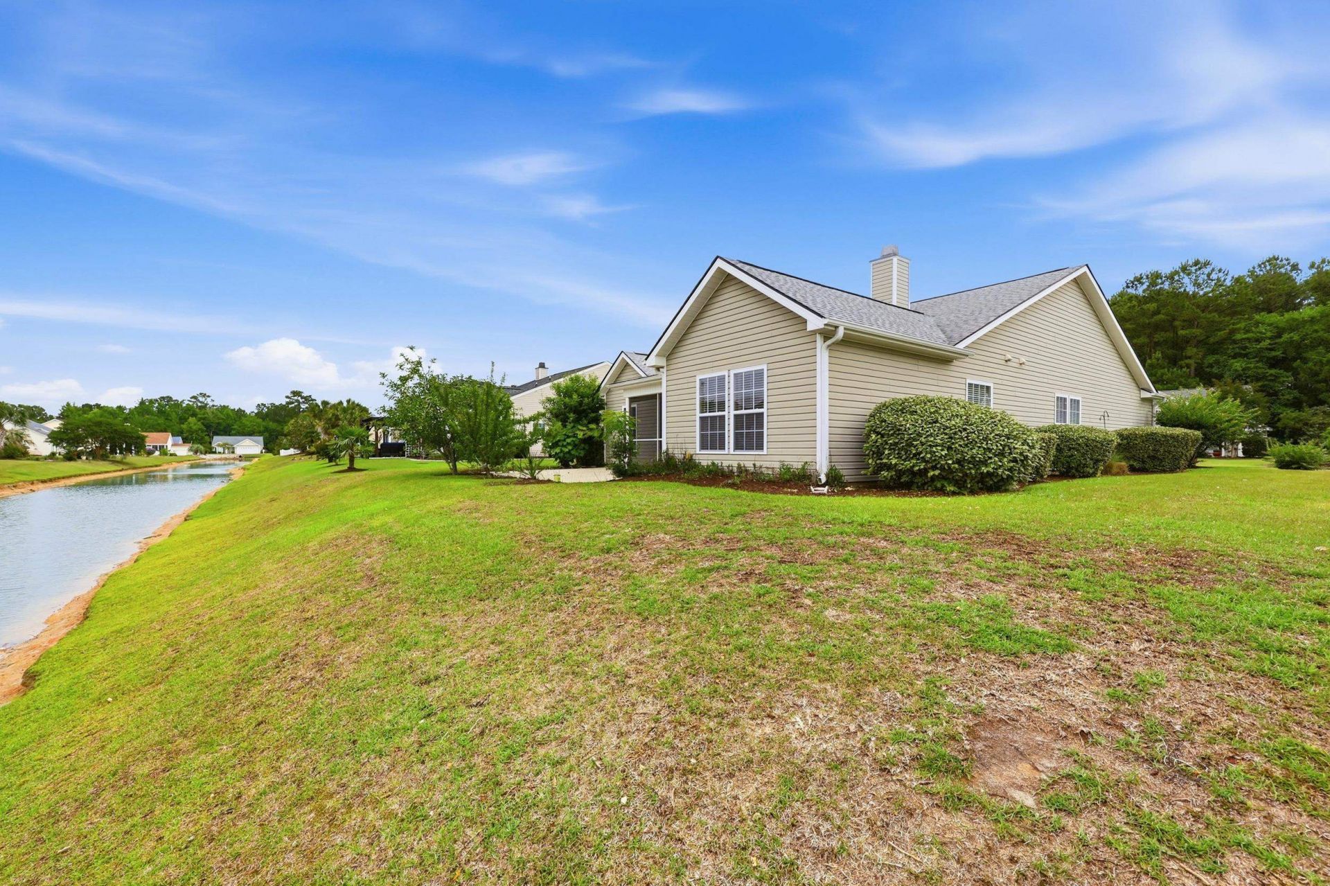 669 Twinflower St.  Photo 46