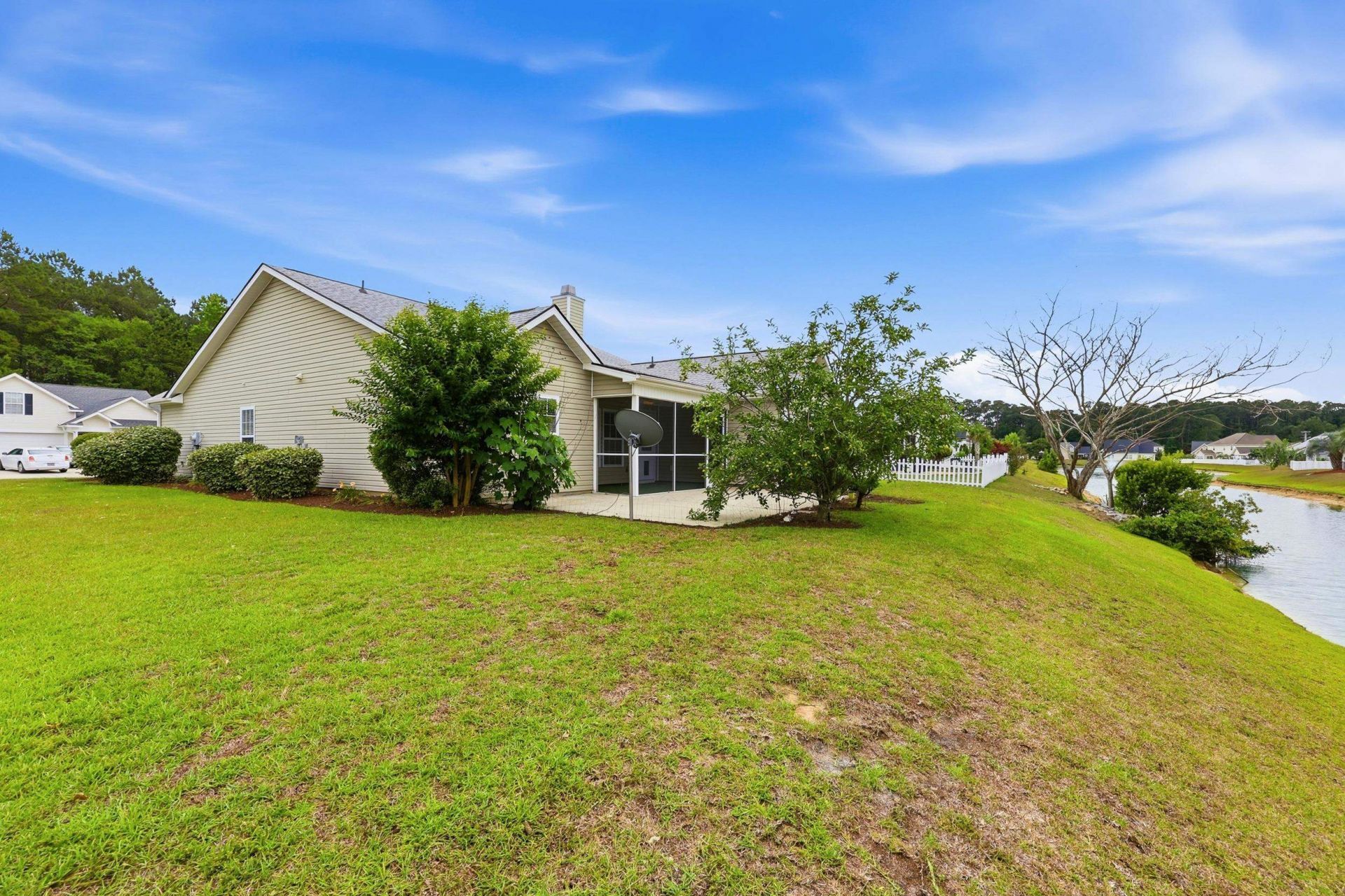 669 Twinflower St.  Photo 47