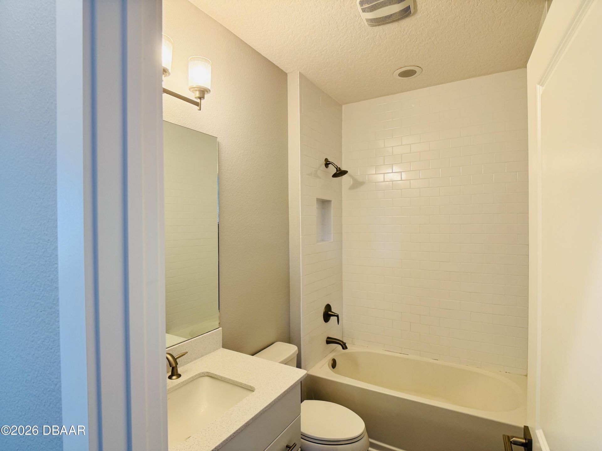 672 Mosaic Boulevard, Daytona Beach, FL 32124 Photo