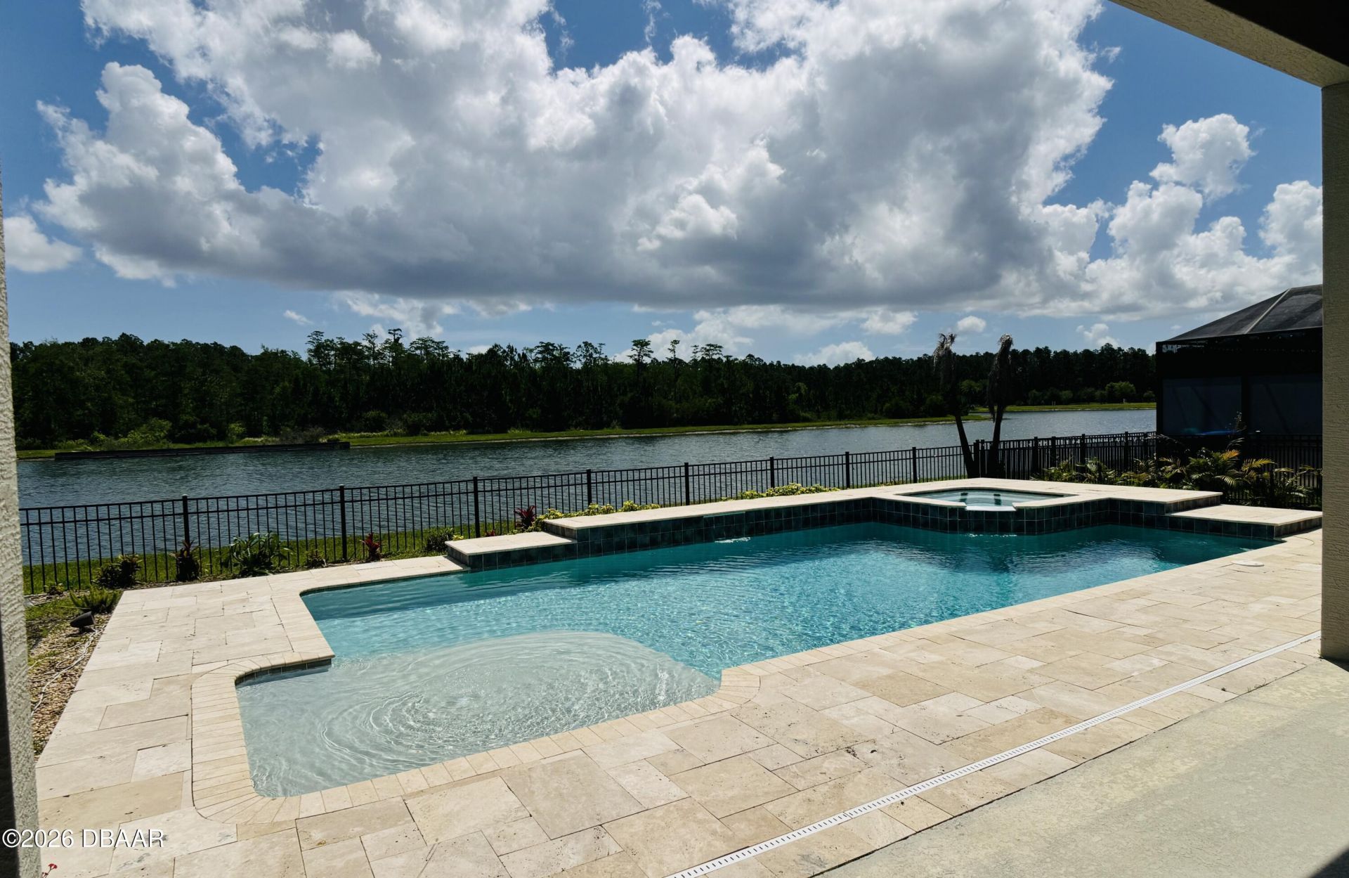 672 Mosaic Boulevard, Daytona Beach, FL 32124 Photo