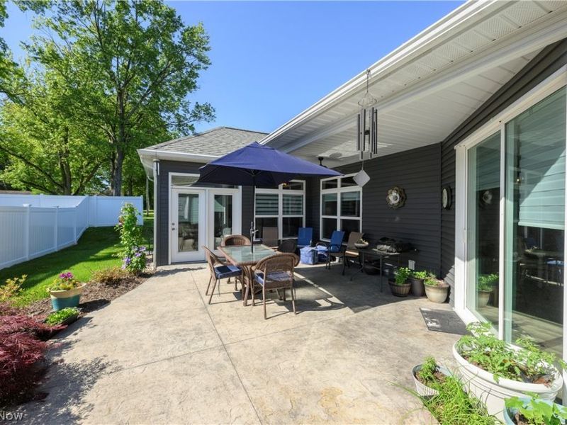 1970 Hawthorn Court, North Canton, OH 44720 Photo 6