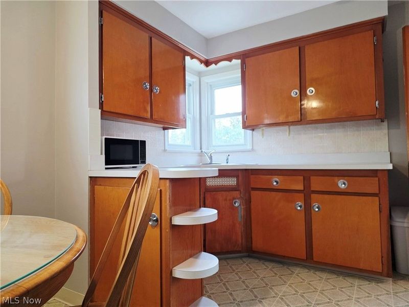 15804 Northwood Avenue, Maple Heights, OH 44137 Photo 6