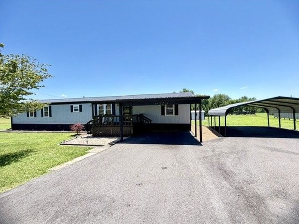44 Myrick Rd , Flintville, TN 37335