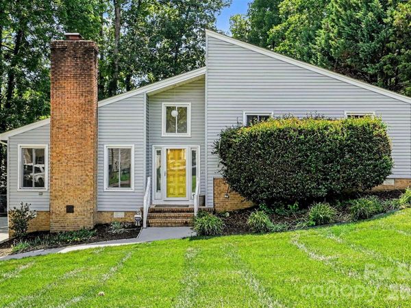 7944 Pawtuckett Road , Charlotte, NC 28214