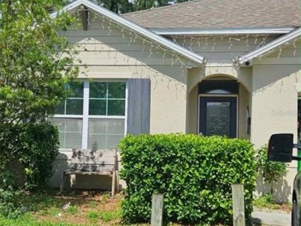 301 CHARLES DRIVE , DELAND, FL 32724