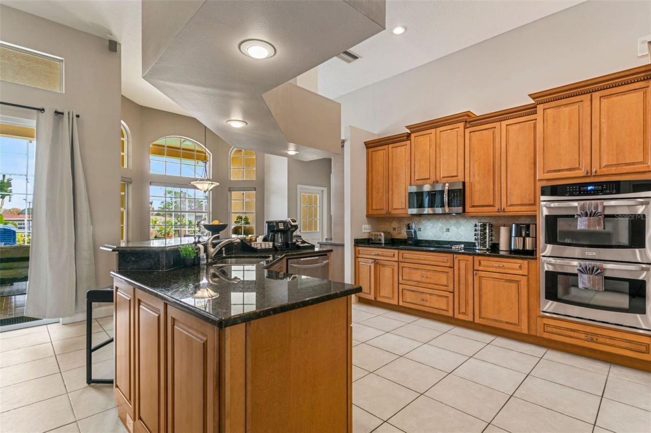 4915 Troydale Road, Tampa, FL 33615 Photo