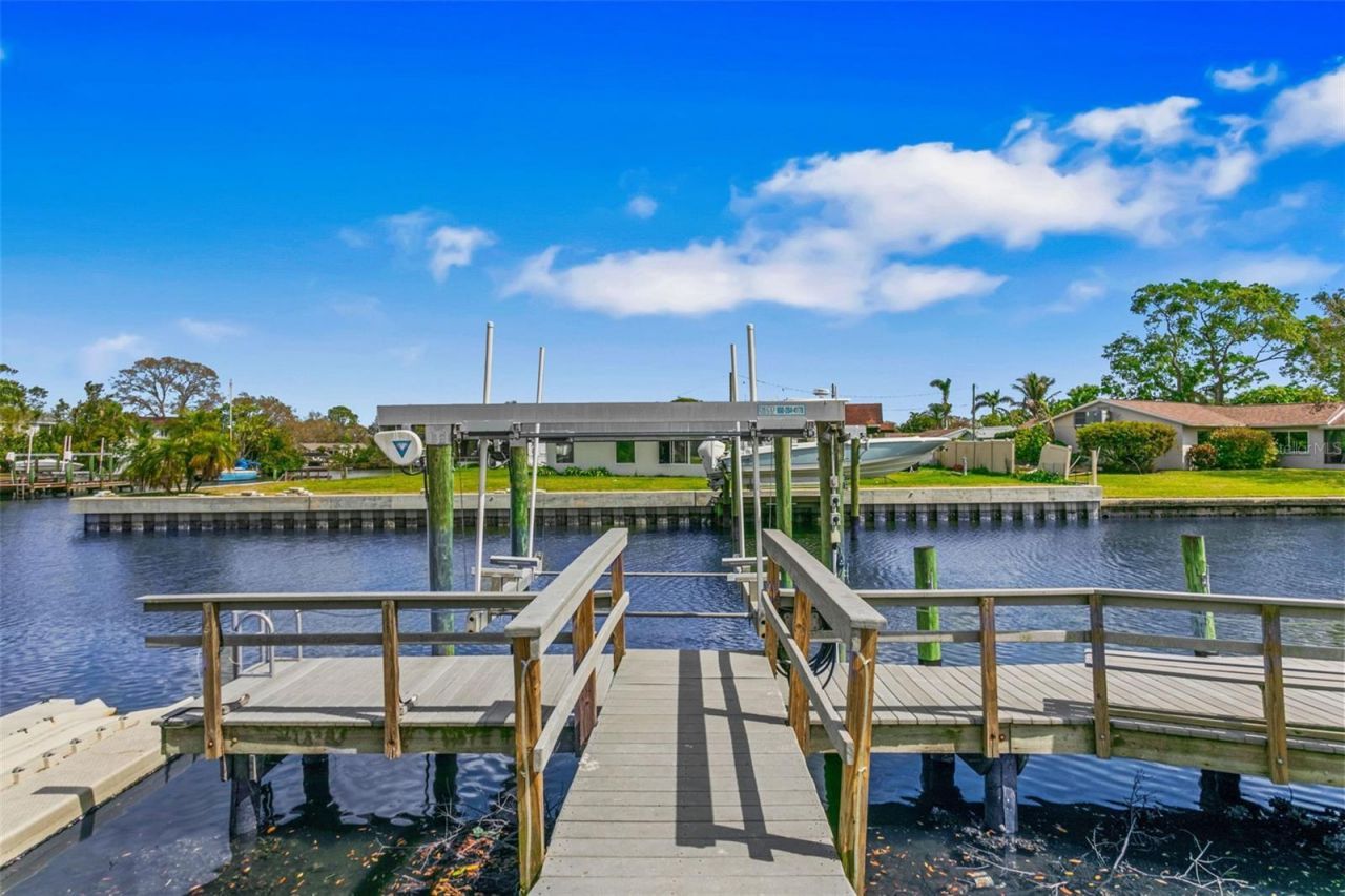 4915 Troydale Road, Tampa, FL 33615 Photo