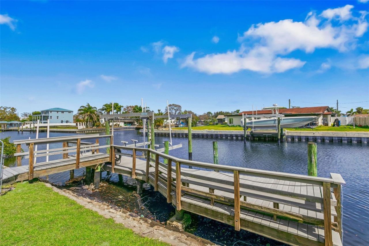 4915 Troydale Road, Tampa, FL 33615 Photo