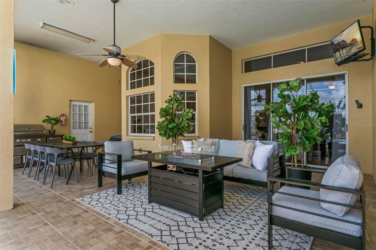 4915 Troydale Road, Tampa, FL 33615 Photo