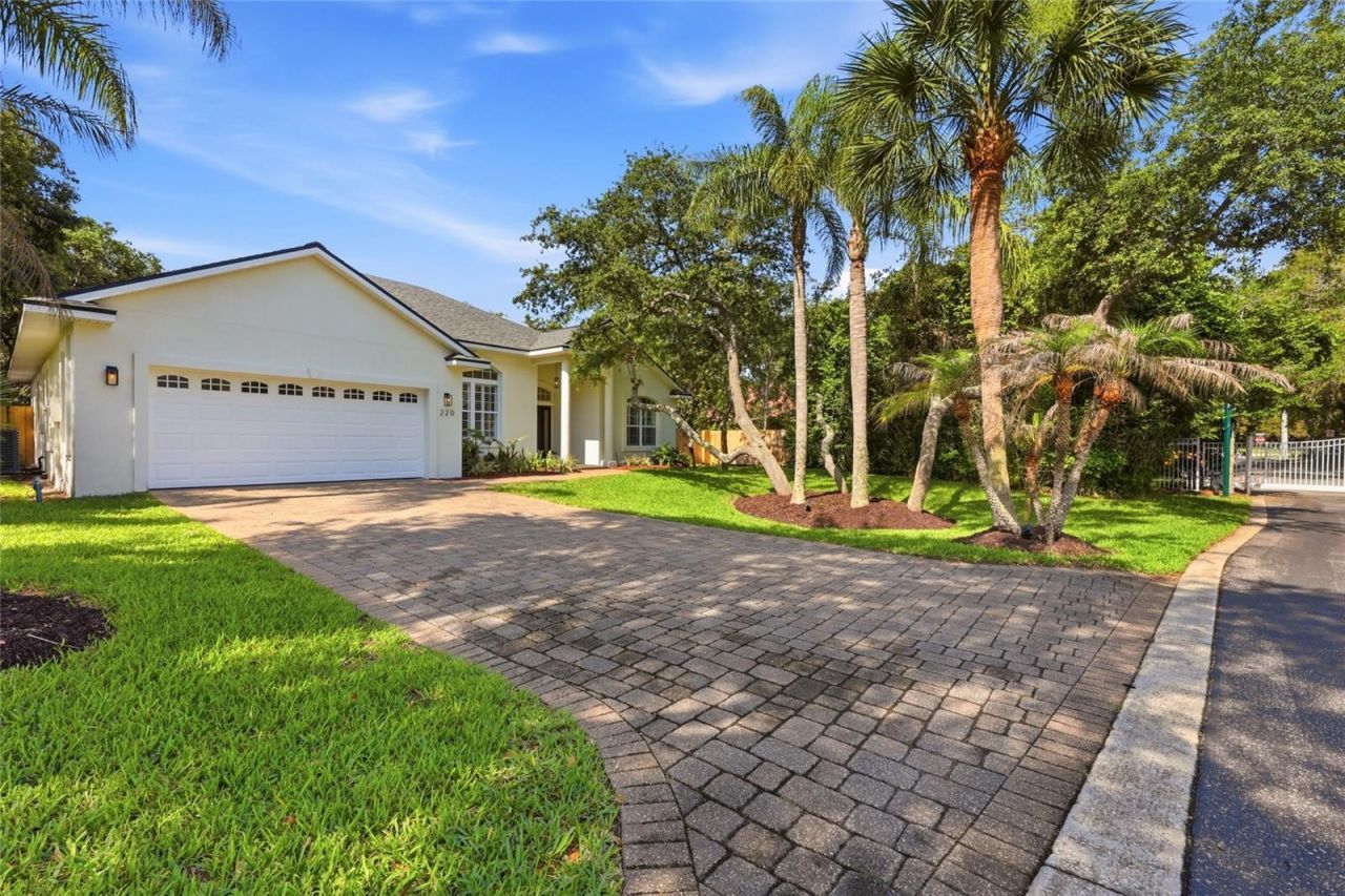 220 Madrid Street , Anastasia Island, FL 32080 Photo