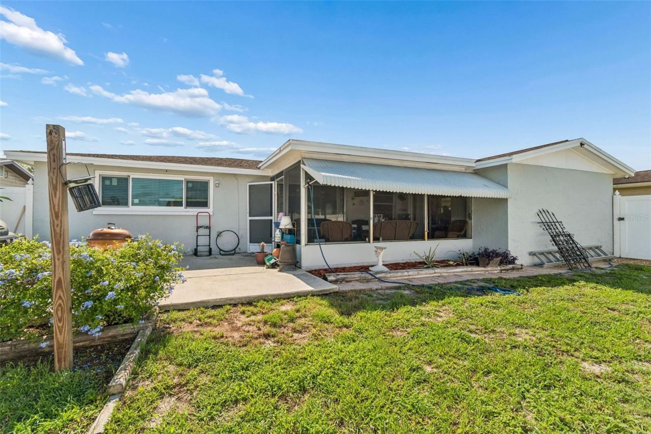 9221 Rainbow Lane, Port Richey, FL 34668 Photo