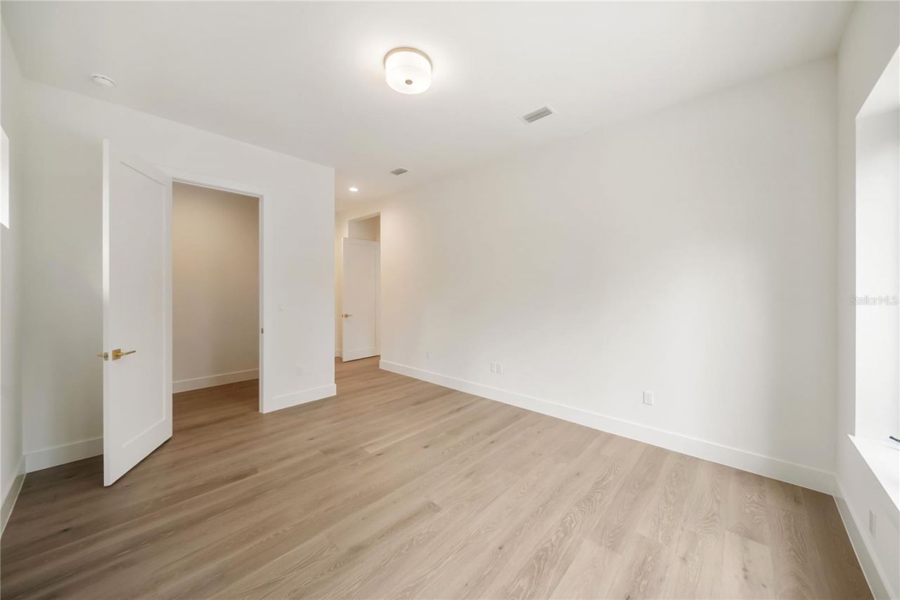 3800 Flores Avenue, Sarasota, FL 34239 Photo