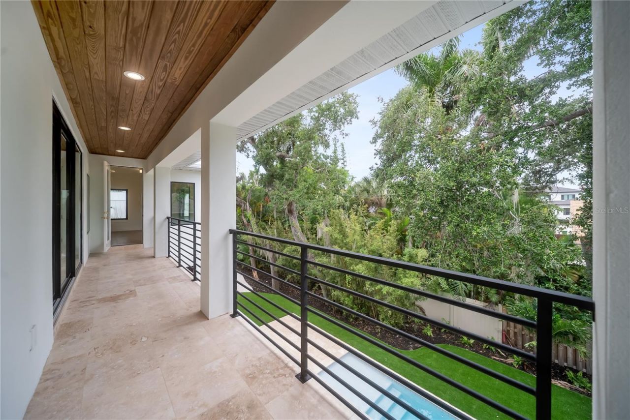3800 Flores Avenue, Sarasota, FL 34239 Photo
