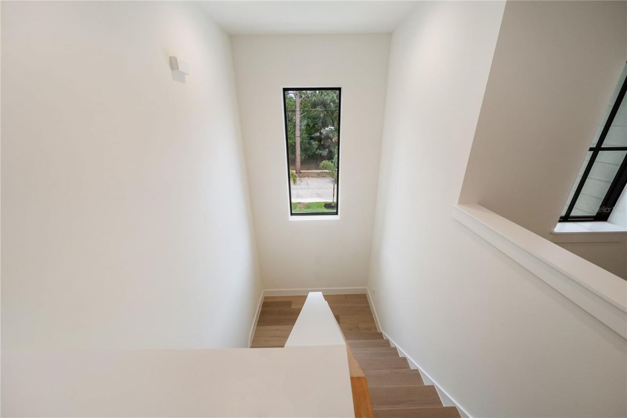 3800 Flores Avenue, Sarasota, FL 34239 Photo