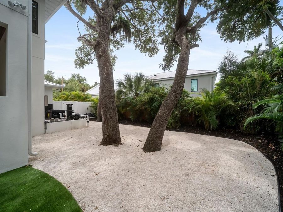 Property Image 78