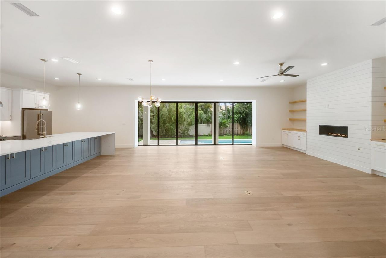 3800 Flores Avenue, Sarasota, FL 34239 Photo