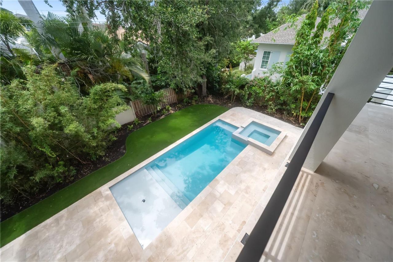 3800 Flores Avenue, Sarasota, FL 34239 Photo