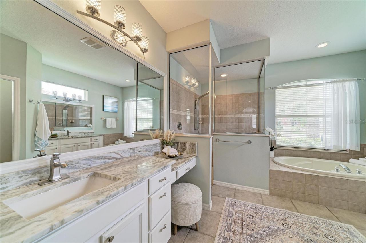 6750 64th Terrace E, Bradenton, FL 34203 Photo