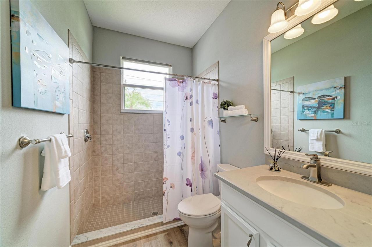 6750 64th Terrace E, Bradenton, FL 34203 Photo