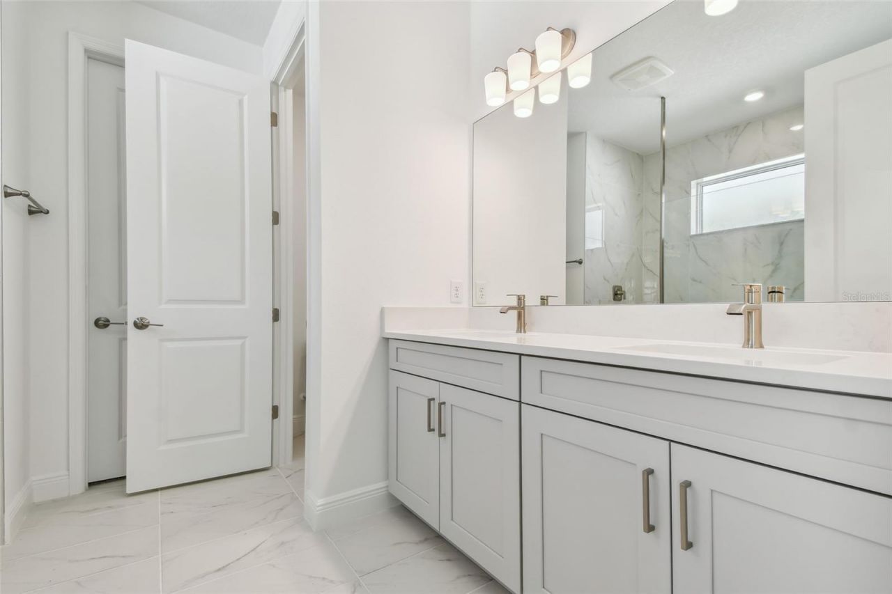 9681 Crystal Isles Circle , Sarasota, FL 34241 Photo