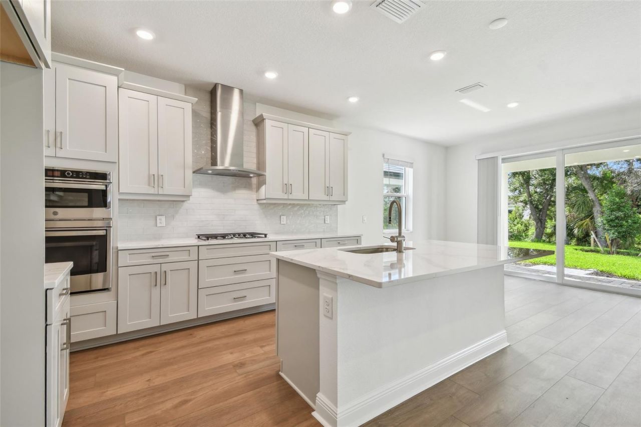 9681 Crystal Isles Circle , Sarasota, FL 34241 Photo
