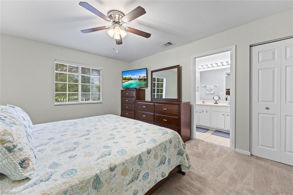 8169 Pacific Beach Dr, Fort Myers, FL 33966 Photo