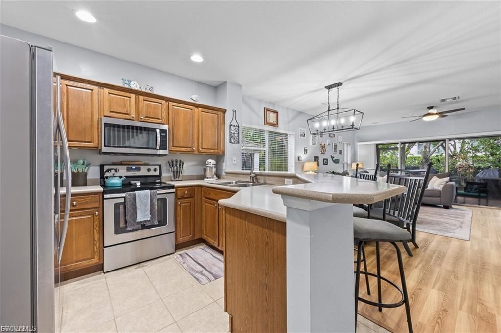 8169 Pacific Beach Dr, Fort Myers, FL 33966 Photo