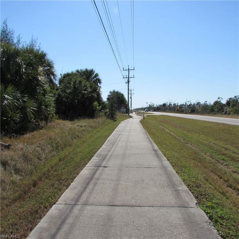 4072 Stringfellow Rd , Saint James City, FL 33956 Photo