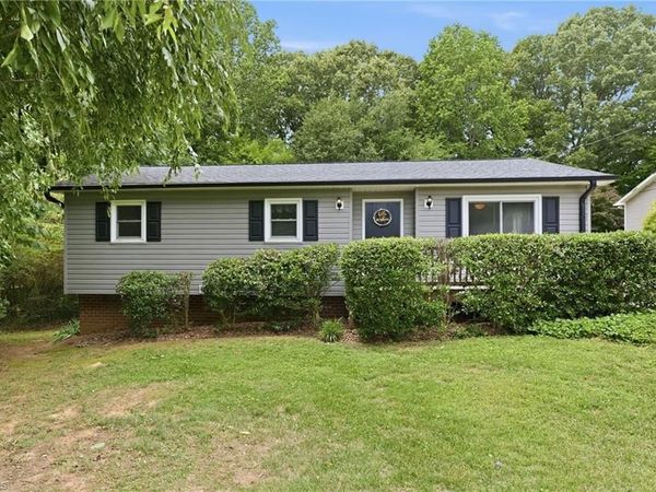 4207 Pheasant Ridge Drive , Sophia, NC 27350