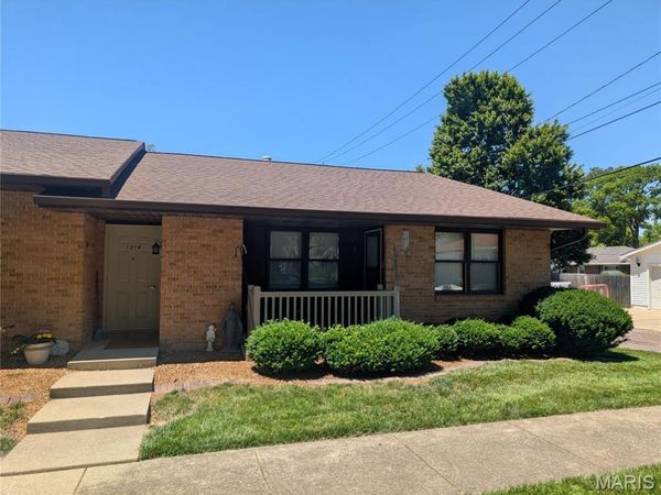 1314 Pine Street , Unit A4, Highland, IL 62249
