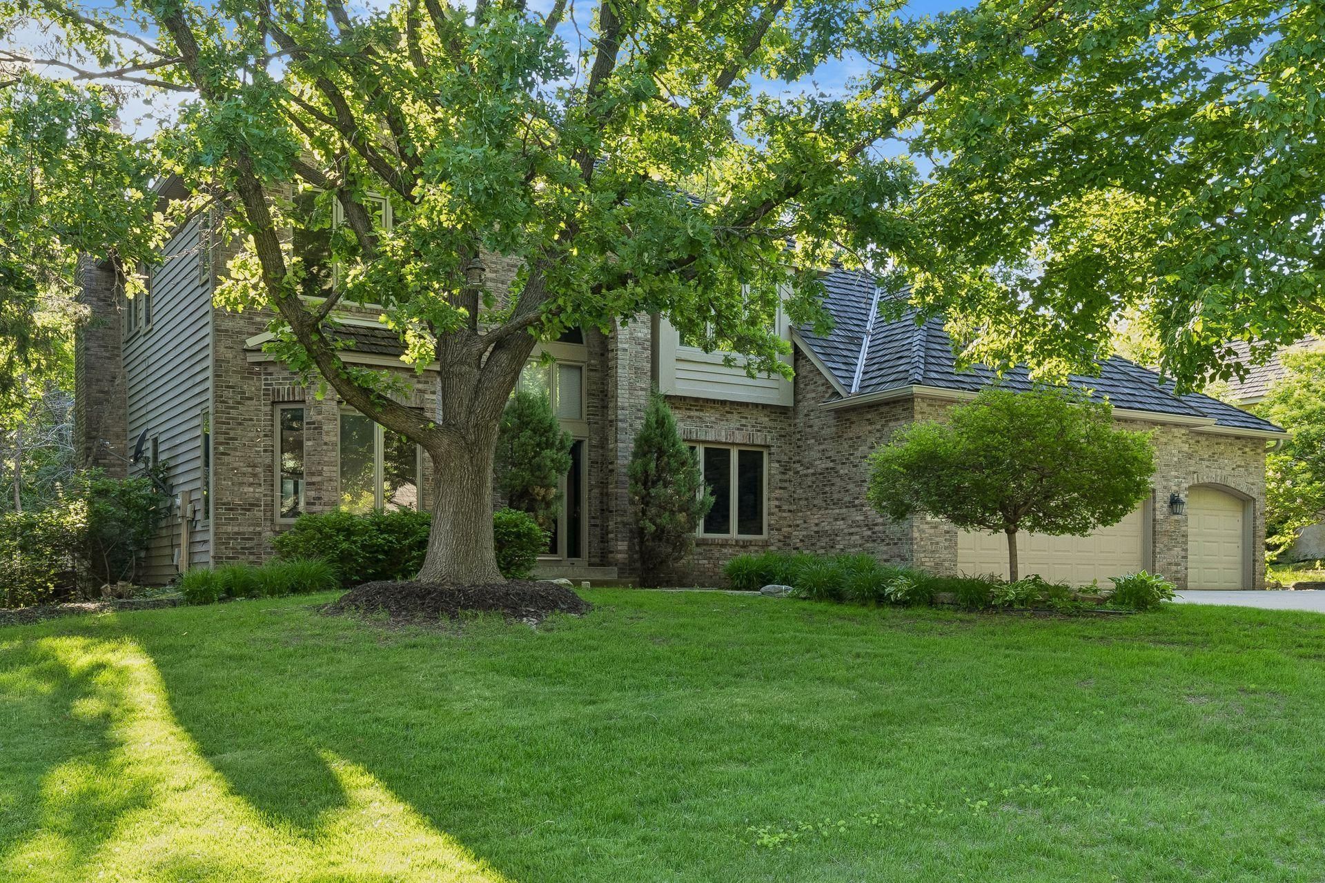 4325 Rosewood Lane N, Plymouth, MN 55442