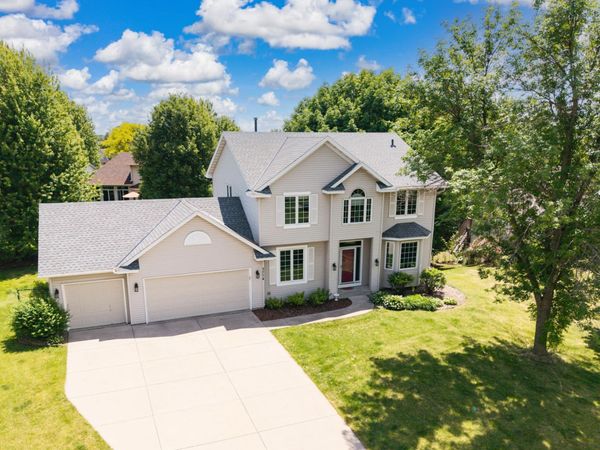 3774 Oxford Drive, Woodbury, MN 55125