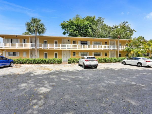 600 SE 2nd Avenue, Unit K2, Deerfield Beach, FL 33441