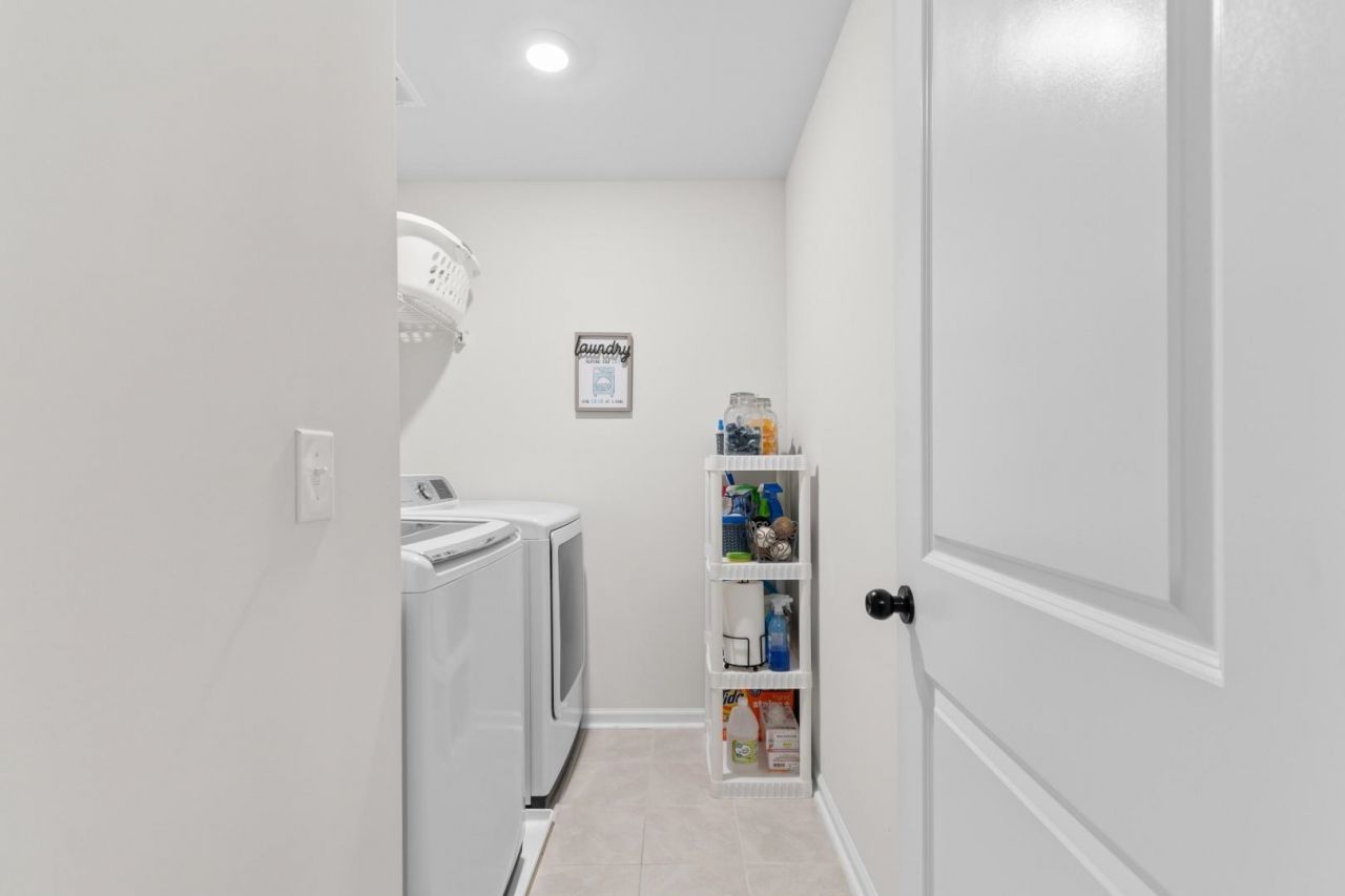 131 Captiva Cove Loop  Photo 25