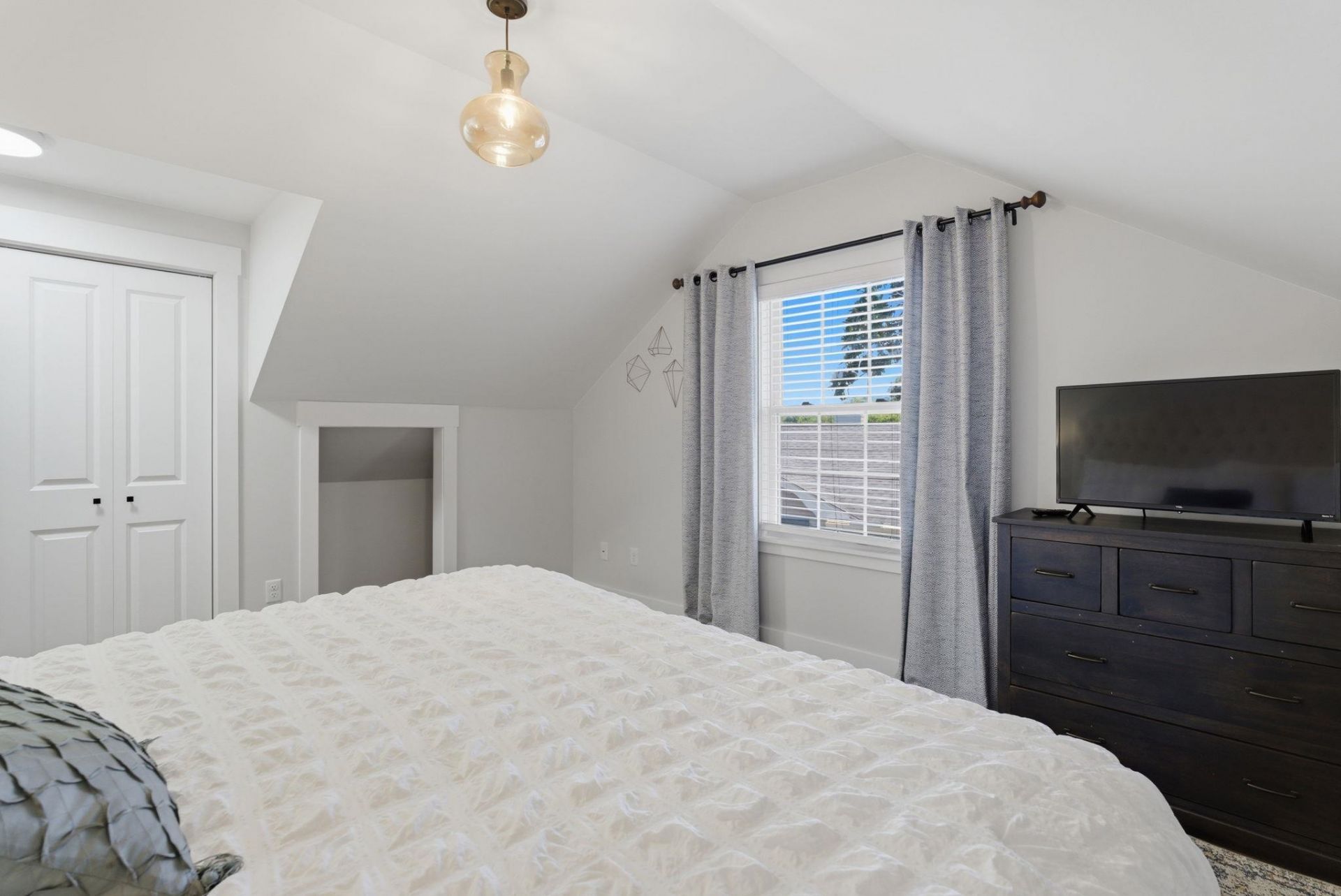 5625 Pinckney Ave.  Photo 34