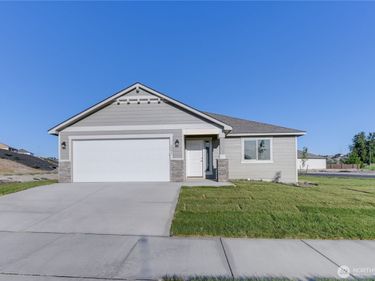 336 N Sandy Loop , Moses Lake, WA 98837
