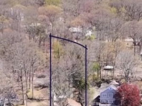 5 Oneida Ave, Hopatcong, NJ 07843