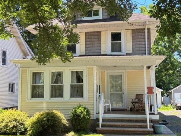 17 E Brown St, Somerville, NJ 08876