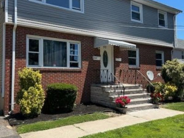 312 Brook St, Linden, NJ 07036
