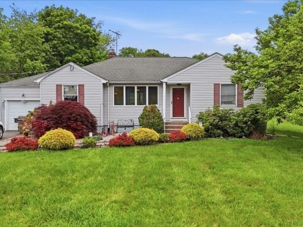 33 Ellison Road, Franklin, NJ 08873